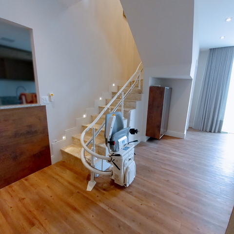 Bespoke Indoor HD Curved Stairlift 160 KG